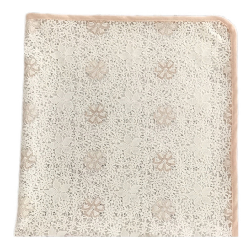 سفره 3 نفره مدل رویال طرح گیپور سایز 100×70 سانتی متر کد 05