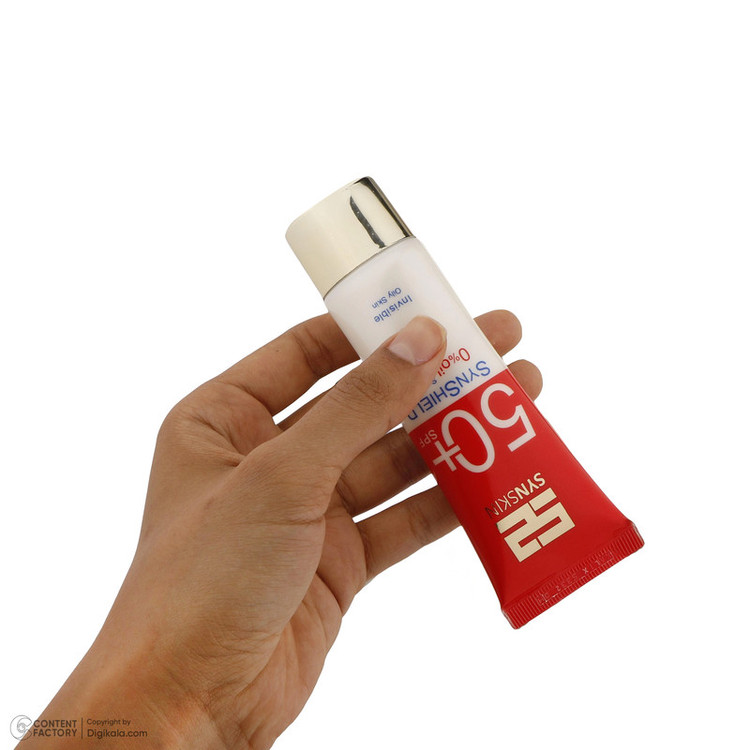 کرم ژل ضدآفتاب ساین اسکین مدل SPF50، مناسب پوستهای چرب، حجم 50 میلیلیتر