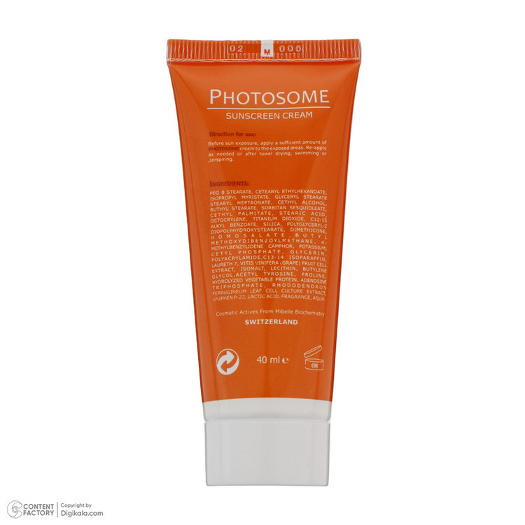 کرم ضد آفتاب بدون رنگ فیس دوکس SPF 50 مدل فوتوزوم محافظ اشعه UVA و UVB، ضد آب مناسب پوست چرب حجم 40 میلیلیتر