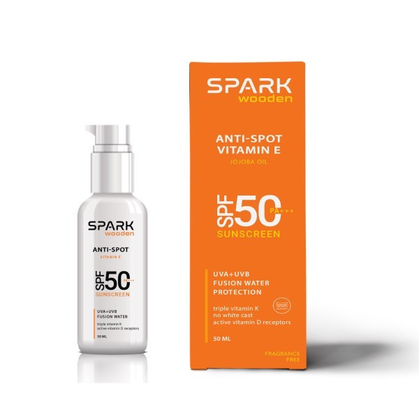 کرم ضد افتاب رنگی صورت و بدن اسپارک SPF50 مدل فیوژن محافظ UVB/UVA مناسب برای انواع پوست حجم 50 میلی لیتر
