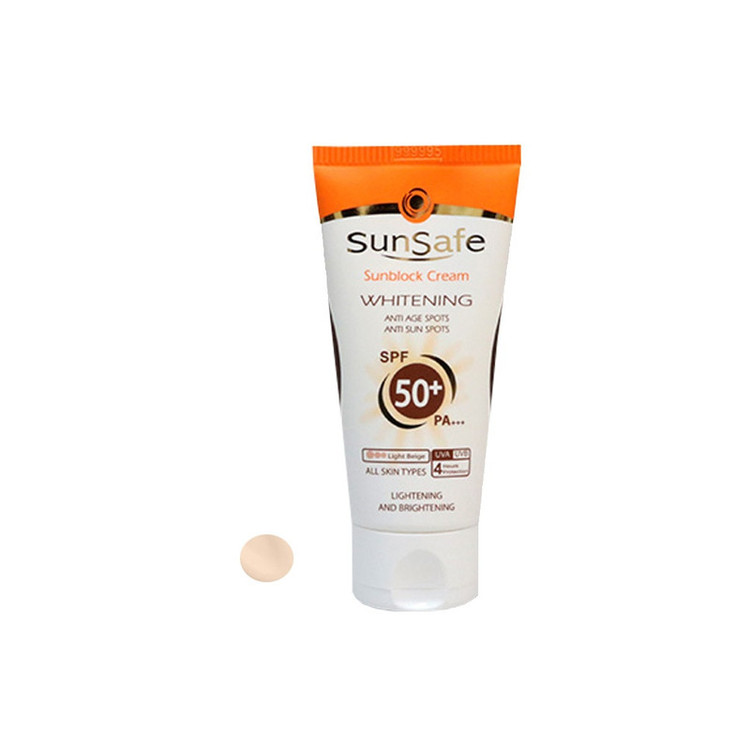 كرم ضد آفتاب رنگی سان سيف، مدل SPF50، مناسب انواع پوست تنالیته رنگ روشن و حجم 50 میلیلیتر، محافظت کننده در برابر اشعه UVA و UVB، مرطوب کننده، +++ PA، ضد لک، روشن کننده، ضد چروک، دارای فرمولاسیون فیزیکی، با ماندگاری 2 ساعته
