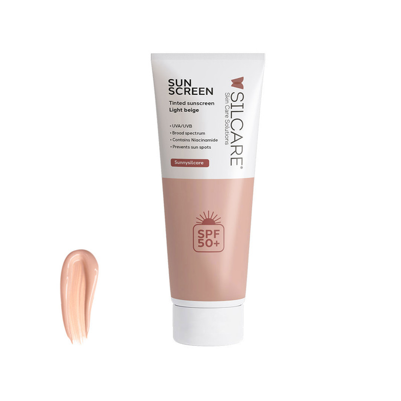کرم ضد آفتاب رنگی دست و صورت و گردن سیلکر SPF 50 مدل Hydrating محافظ UVA و UVB مناسب برای انواع پوست حجم 50 میلی‌لیتر