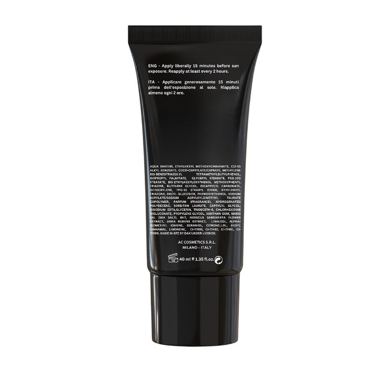 کرم ضدآفتاب رنگی اورلین SPF50 مدل 01 photo care حاوی محافظ PA+++ ،UVA ،UVB، فاقد چربی و غیرکمدونزا، مناسب انواع پوست حجم 40 میلیلیتر
