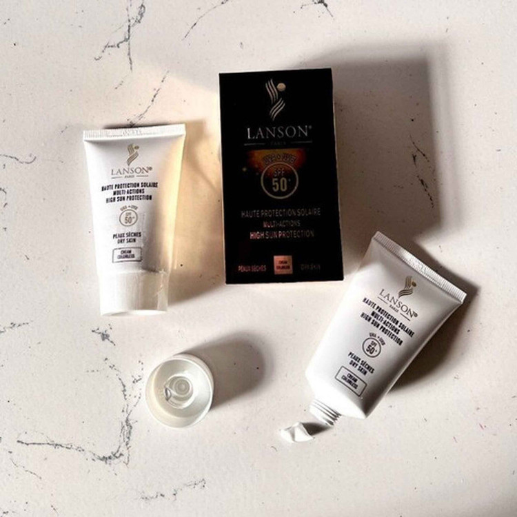 کرم ضدآفتاب بیرنگ لانسون SPF50 مدل مولتی اکشن، مناسب پوستهای خشک، حجم 40 میلیلیتر