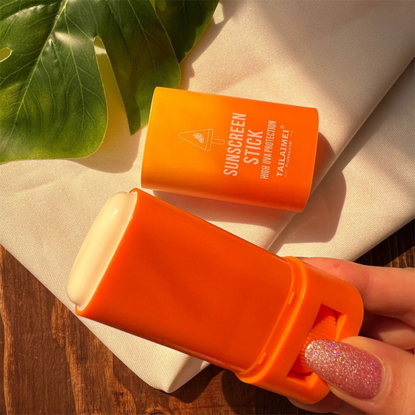 استیک ضد آفتاب بدون رنگ تایلامی SPF 65 مدل ویتامین C مناسب انواع پوست حجم 18 میلیلیتر