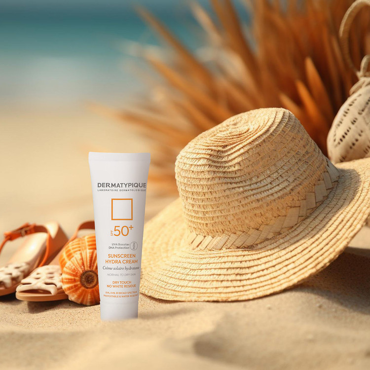 کرم ضدآفتاب بیرنگ درماتیپیک +SPF50 مدل هیدرا مناسب انواع پوست، حجم 50 میلیلیتر