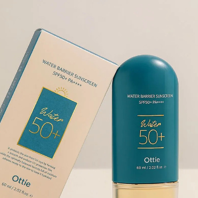 کرم ضد آفتاب بدون رنگ اوتی SPF 50 مدل +Water50 محافظ PA+++، ضد حساسیت، ضد چروک و ضد پیری، مناسب انواع پوست حجم 60 میلیلیتر