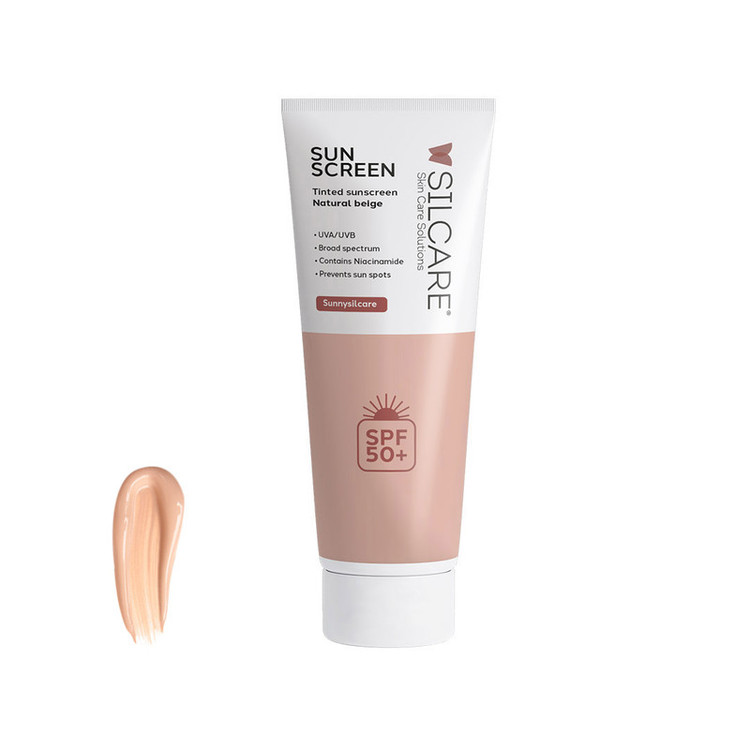 کرم ضد آفتاب رنگی دست و صورت و گردن سیلکر SPF 50 مدل Hydrating محافظ UVA و UVB مناسب برای انواع پوست حجم 50 میلیلیتر