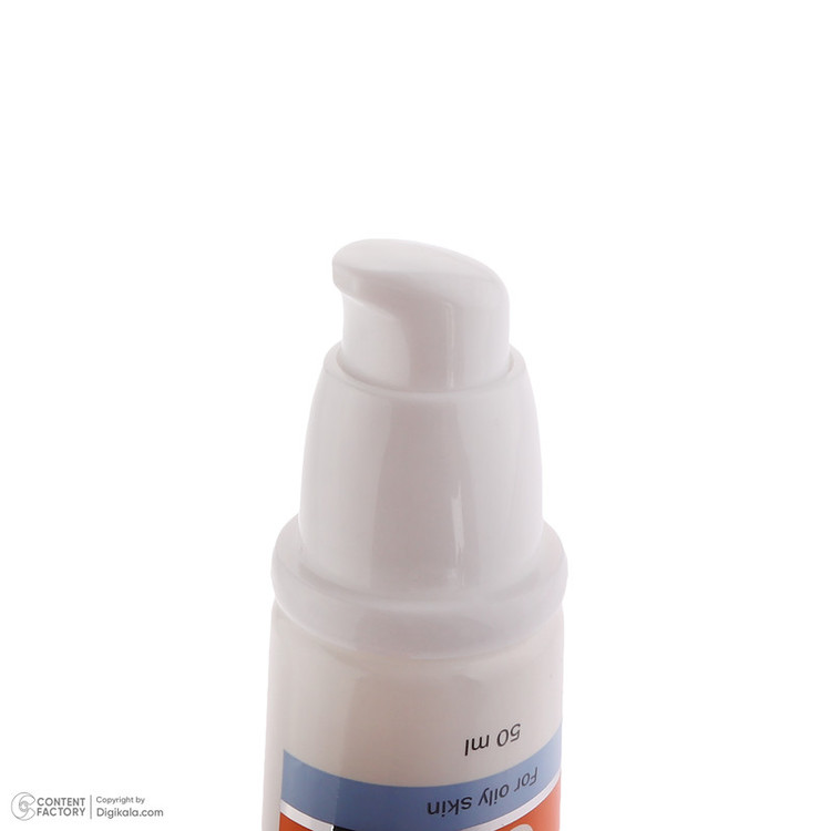 کرم ضد آفتاب بیرنگ صورت ثمین SPF 60 مدل Fusion Water محافظ UVA ، UVB مناسب برای پوست چرب حجم 50 میلی لیتر