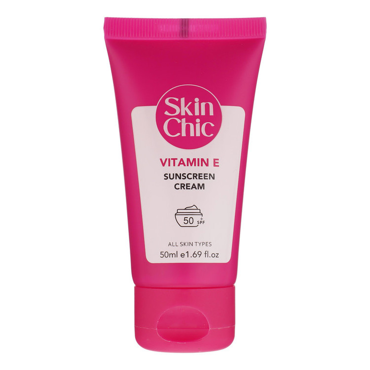 کرم ضد آفتاب بیرنگ صورت اسکین شیک SPF 50 مدل Vitamin E مناسب برای انواع پوست حجم 50 میلیلیتر