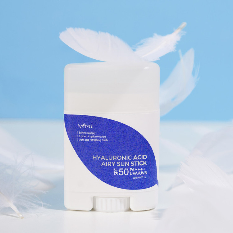 کرم ضد آفتاب بدون رنگ ایزنتری SPF 50 مدل هیالورونیک اسید مناسب انواع پوست وزن 22 گرم
