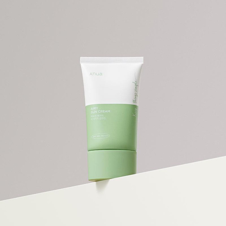 کرم ضد آفتاب بی رنگ آنوا SPF 50 مدل Airy محافظ UVA ،UVB و 50 PA+++، ضد حساسیت، مناسب انواع پوست معمولی و حساس حجم 50 میلیلیتر