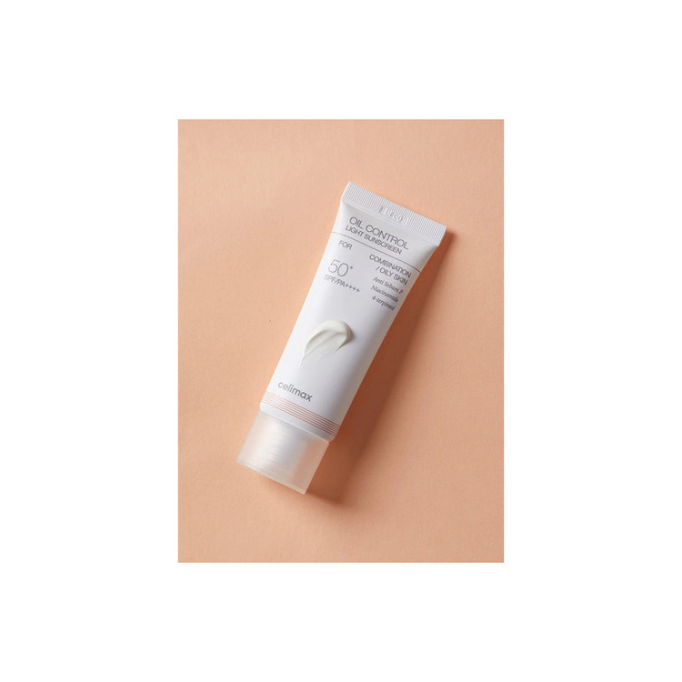 کرم ضد آفتاب بیرنگ صورت سلیمکس SPF 50 مدل Oil Control محافظ UVA و UVB مناسب برای پوست مختلط چرب حجم 40 میلیلیتر