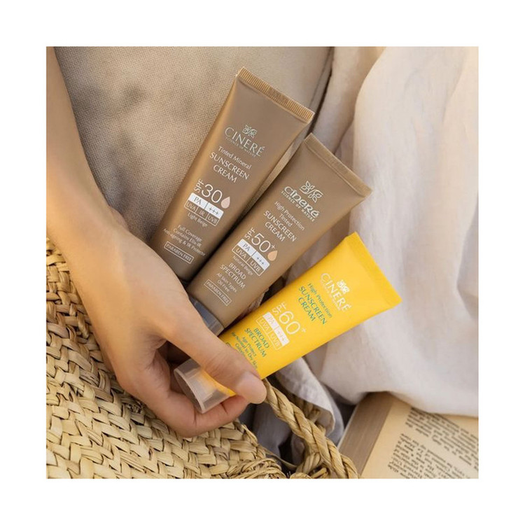 کرم ضدآفتاب رنگی سینره مدل SPF30 مناسب انواع پوست، حجم 50 میلیلیتر