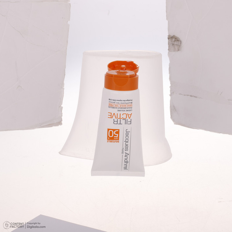 کرم ضد آفتاب بدون رنگ ژاک آندرل پاریس SPF 50 مدل FILTR ACTIVE مناسب پوستهای چرب و مستعد آکنه حجم 50 میلیلیتر