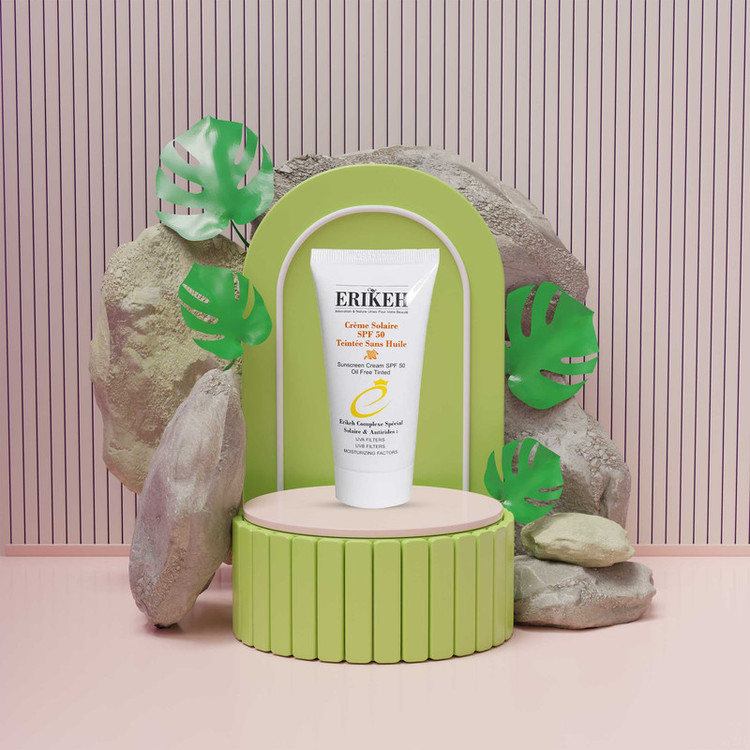 کرم ضدآفتاب رنگی اریکه مدل SPF50، مناسب پوستهای چرب، حجم 50 میلیلیتر