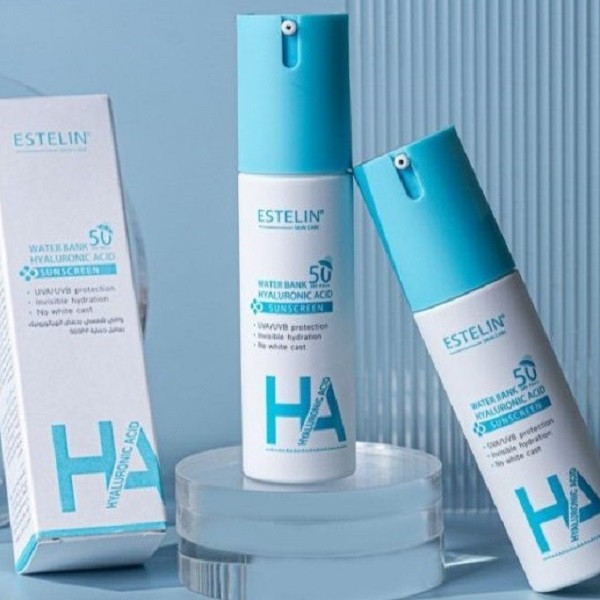 کرم ضد آفتاب بی رنگ استیلن SPF50 مدل هیالورونیک اسید محافظ UVA و UVB و PA++ مناسب برای انواع پوست حجم 60 میلی لیتر