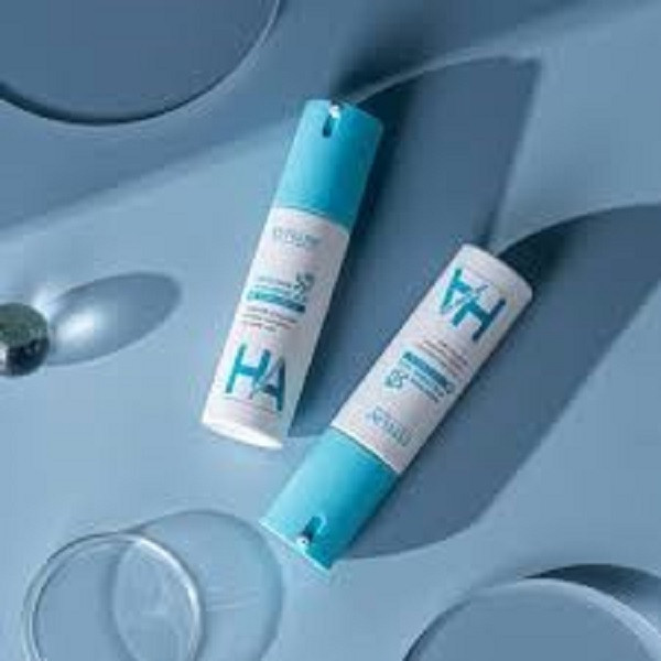 کرم ضد آفتاب بی رنگ استیلن SPF50 مدل هیالورونیک اسید محافظ UVA و UVB و PA++ مناسب برای انواع پوست حجم 60 میلی لیتر