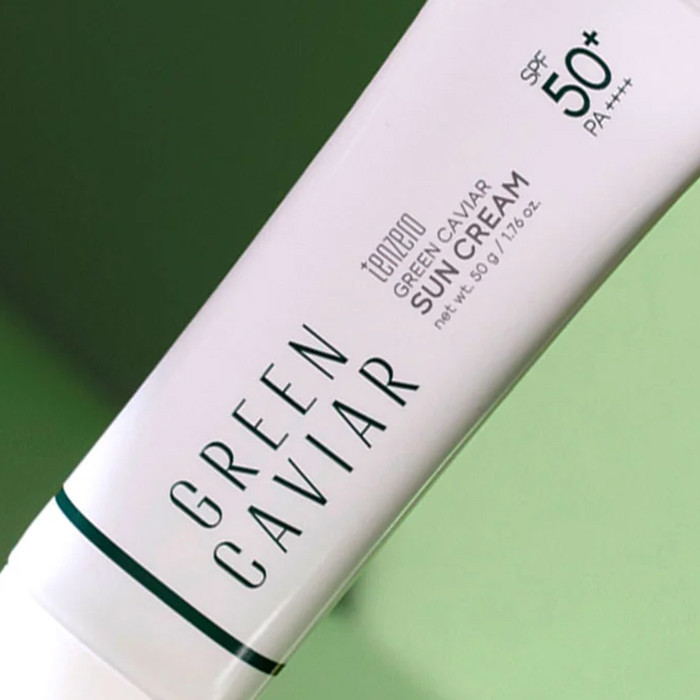 کرم ضد آفتاب بدون رنگ تن زیرو SPF 50 مدل Green Caviar مناسب انواع پوست حجم 50 میلیلیتر