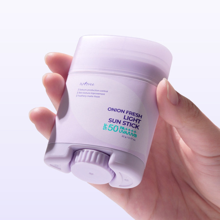کرم ضد آفتاب بدون رنگ ایزنتری SPF 50 مدل آنیون فرش مناسب انواع پوستها وزن 22 گرم