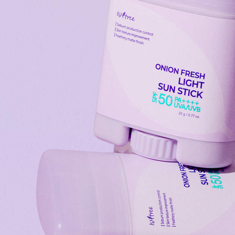 کرم ضد آفتاب بدون رنگ ایزنتری SPF 50 مدل آنیون فرش مناسب انواع پوستها وزن 22 گرم