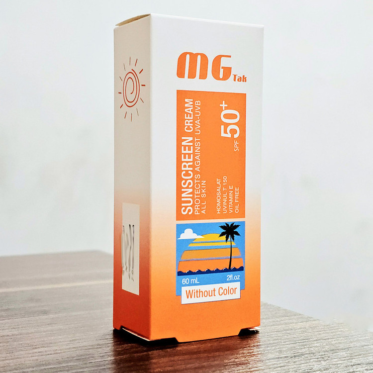 کرم ضد آفتاب بدون رنگ ام جی تک SPF 50 مدل آلوئه ورا و ویتامین E محافظ UVA و UVB ، آبرسان ، نرم کننده و ضد آب ، مناسب انواع پوست حجم 60 میلی لیتر