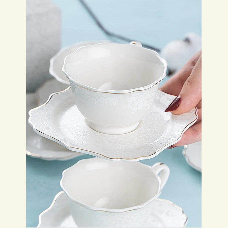 سرویس چای خوری 12 پارچه 6 نفره آجار مدل کلاسیک